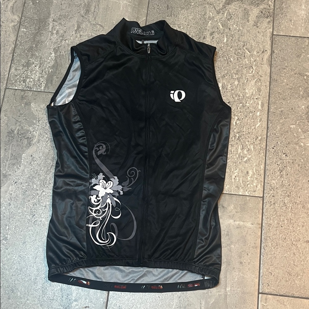 Pearl Izumi Black Women's Sleeveless Cycling Jersey with Gray Floral Accent